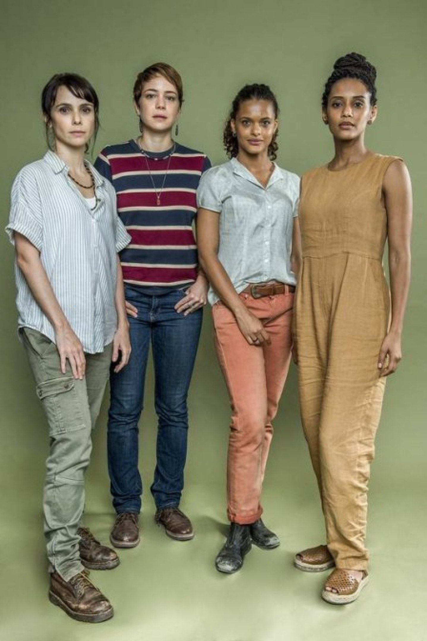 Debora Falabella, Leandra Leal, Tain&aacute; Duarte e Ta&iacute;s Ara&uacute;jo em Aruanas