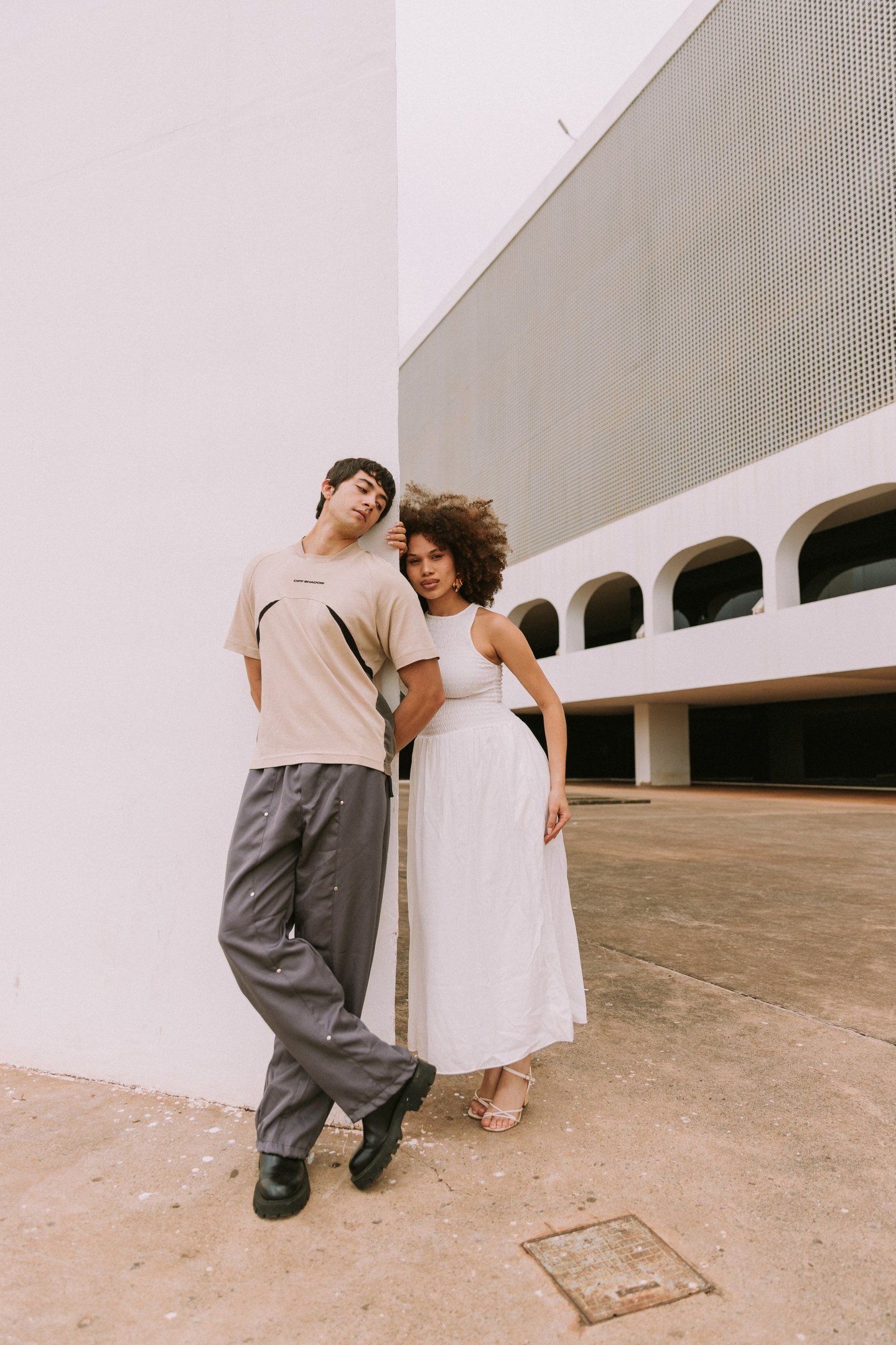 Off Shadow e Mab&ocirc; Dress     