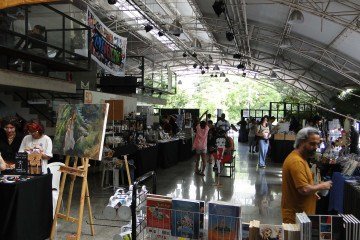 4ª Feira Dead Rabbit de Quadrinhos: espaço para conhecer artistas locais -  (crédito: Ricardo Diniz)