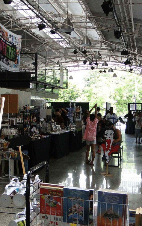 4ª Feira Dead Rabbit de Quadrinhos: espaço para conhecer artistas locais -  (crédito: Ricardo Diniz)