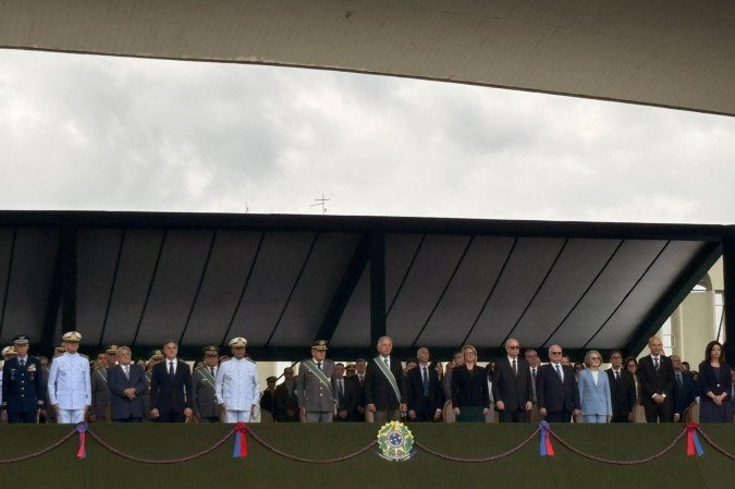 Cerimônia de 378 anos do Exército Brasileiro no Quartel-General, em Brasília - (crédito: Alícia Bernardes/ CB) Cerimônia de 378 anos do Exército Brasileiro no Quartel-General, em Brasília - (crédito: Alícia Bernardes/ CB)