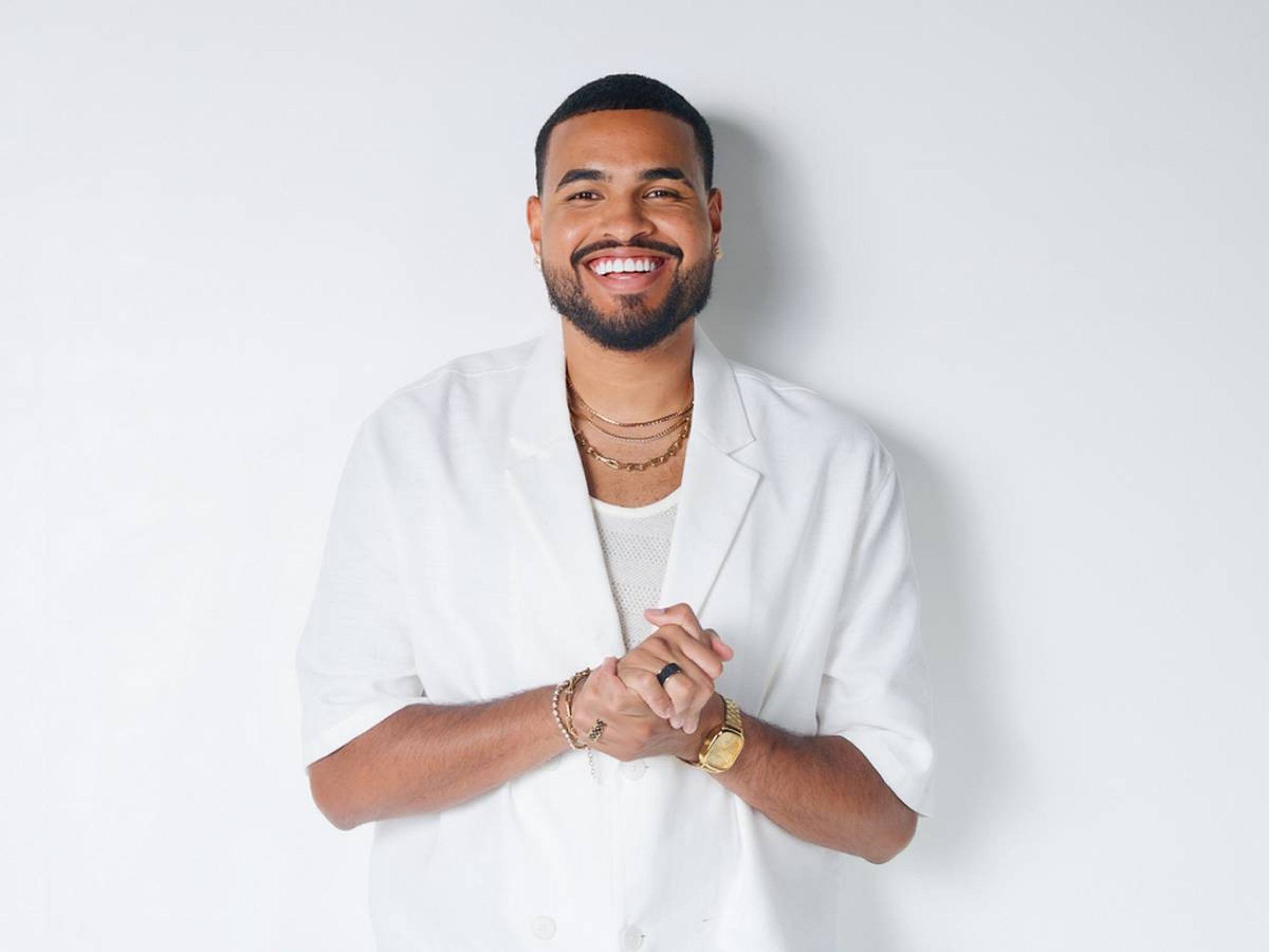 O DVD Chegou Nosso Momento representa a afirmação do artista que busca deixar sua marca na música brasileira - (crédito: Observatorio dos Famosos) O DVD Chegou Nosso Momento representa a afirmação do artista que busca deixar sua marca na música brasileira - (crédito: Observatorio dos Famosos)