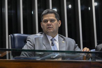Davi Alcolumbre disse que a Casa não será mera 'carimbadora' de decisões da Câmara; declaração foi interpretada como um recado direto a Lula -  (crédito: Foto: Carlos Moura/Agência Senado)