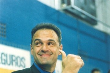 Oscar na antiga Câmara Legislativa do DF durante a condecoração como cidadão honorário de Brasília.      Caption  -  (crédito:  Marcos Fernandes/CB/D.A Press)