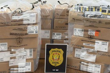 Esquema criminoso movimentou R$ 22 milhões com fármacos ao custo de até R$ 35 mil a unidade -  (crédito: Divulgação/PCDF)