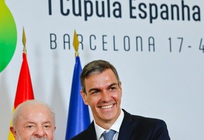 Presidente da República, Luiz Inácio Lula da Silva, e o presidente da Espanha, Pedro Sánchez, durante reunião plenária da 1ª Cúpula Brasil-Espanha -  (crédito: Foto: Ricardo Stuckert / PR) -Presidente da República, Luiz Inácio Lula da Silva, e o presidente da Espanha, Pedro Sánchez, durante reunião plenária da 1ª Cúpula Brasil-Espanha -  (crédito: Foto: Ricardo Stuckert / PR)