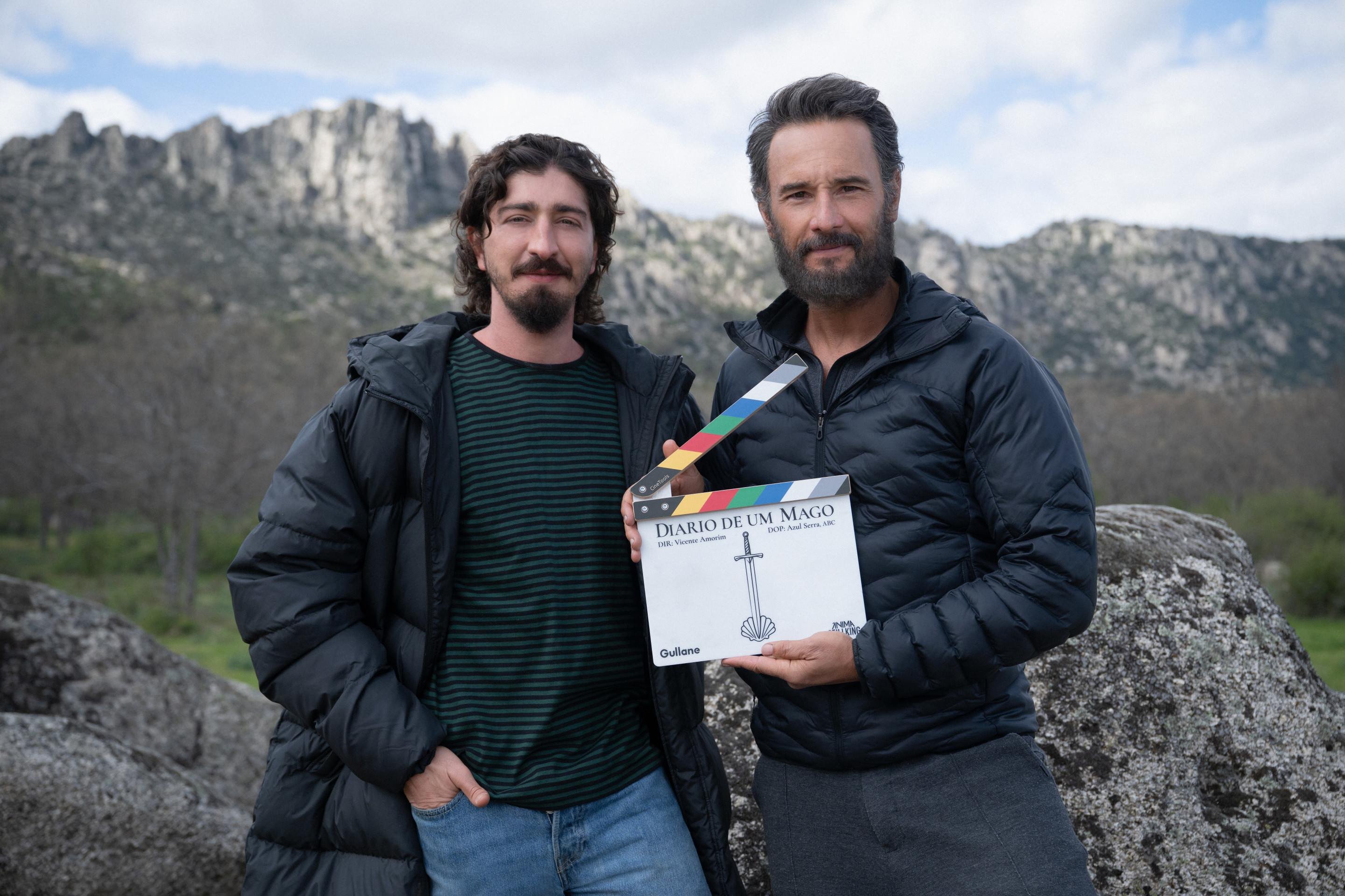 Sucesso de Paulo Coelho, Diário de um mago tem Rodrigo Santoro no elenco