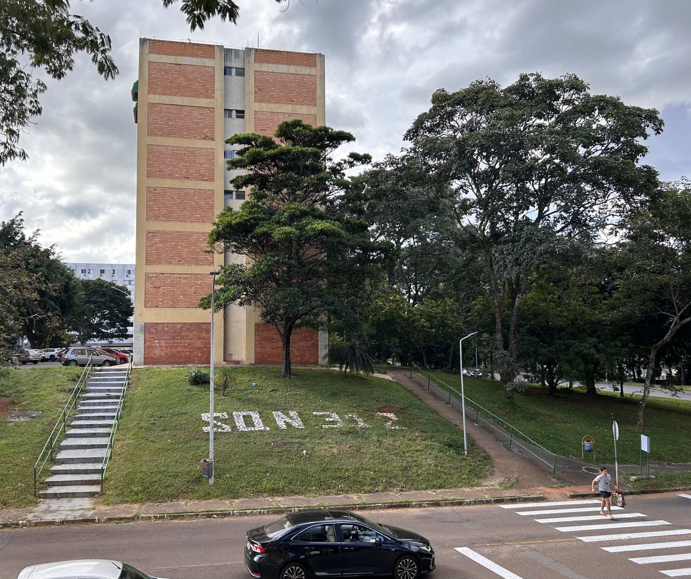 A mais antiga da Asa Norte &eacute; cen&aacute;rio de passeio e encontros entre os moradores