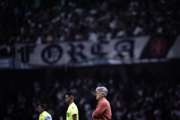Após a partida, o técnico Renato Gaúcho comentou o sofrimento do time até conseguir buscar a vitória e até brincou com a situação durante a entrevista coletiva -  (crédito: Matheus Lima/Vasco)