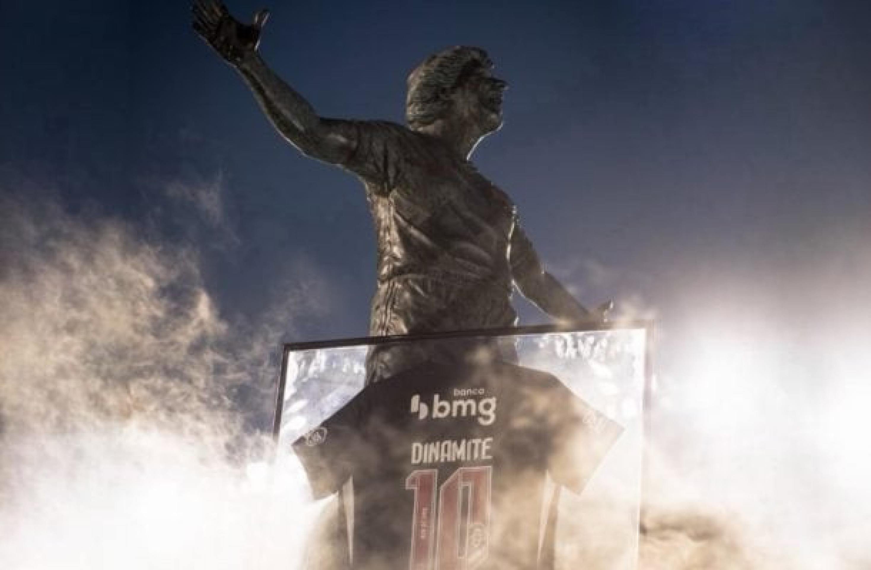Homenagens marcam aniversário do ídolo, com família em campo e ações especiais no estádio -  (crédito: Foto: Dikran Sahagian | #VascoDaGama)