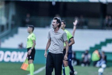 Sequência de resultados negativos do Atlético gera bronca de torcedores ao treinador Eduardo Domínguez e todo o elenco alvinegro -  (crédito: Foto: Paulo Henrique França / Atlético)