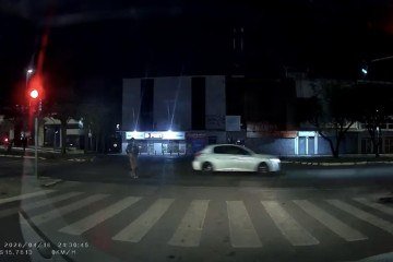 Homem é preso por importunação sexual após confusão e resistência na W3 Norte
 -  (crédito: Material cedido ao Correio )