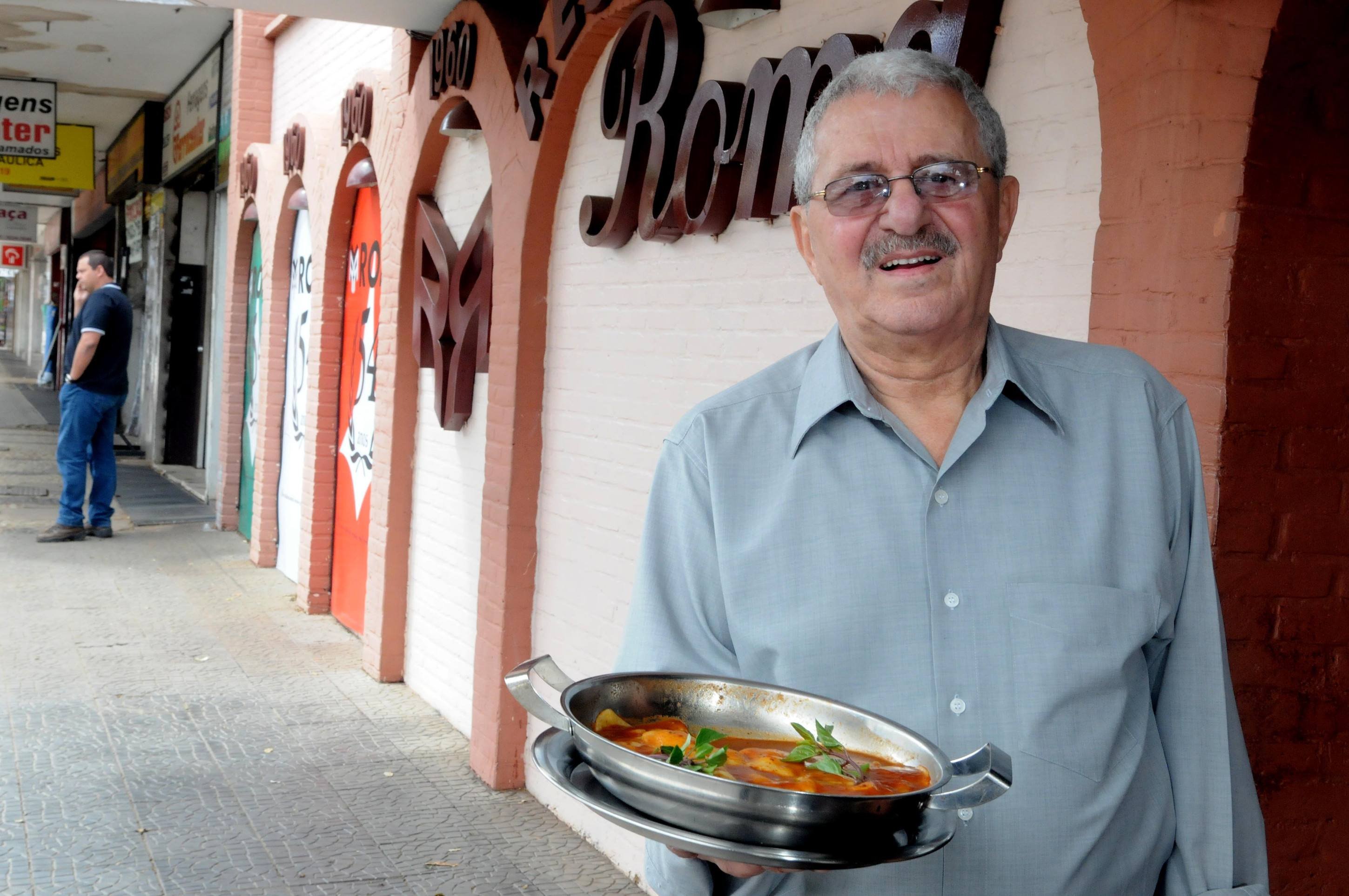 Simon Pitel, dono do Restaurante Roma, em 2014