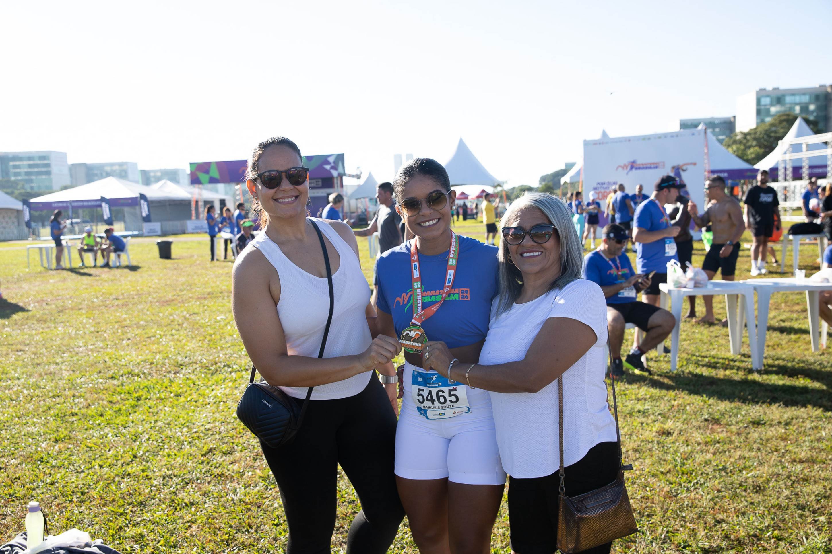 Marcela Souza contou com a torcida da m&atilde;e, Valdivina de Jesus, e da irm&atilde;, Walquiria Souza 