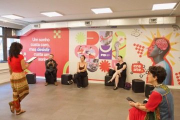 Participantes do Festival Setor Criativo Sul durante oficina -  (crédito: | Reprodu&ccedil;&atilde;o: EDC Comunicac?a?o | Thami )