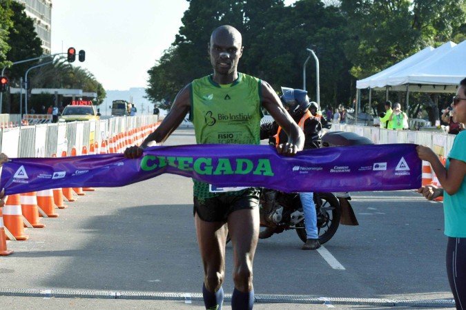 Pablo Fagundes fez o melhor tempo nos 21 km masculino