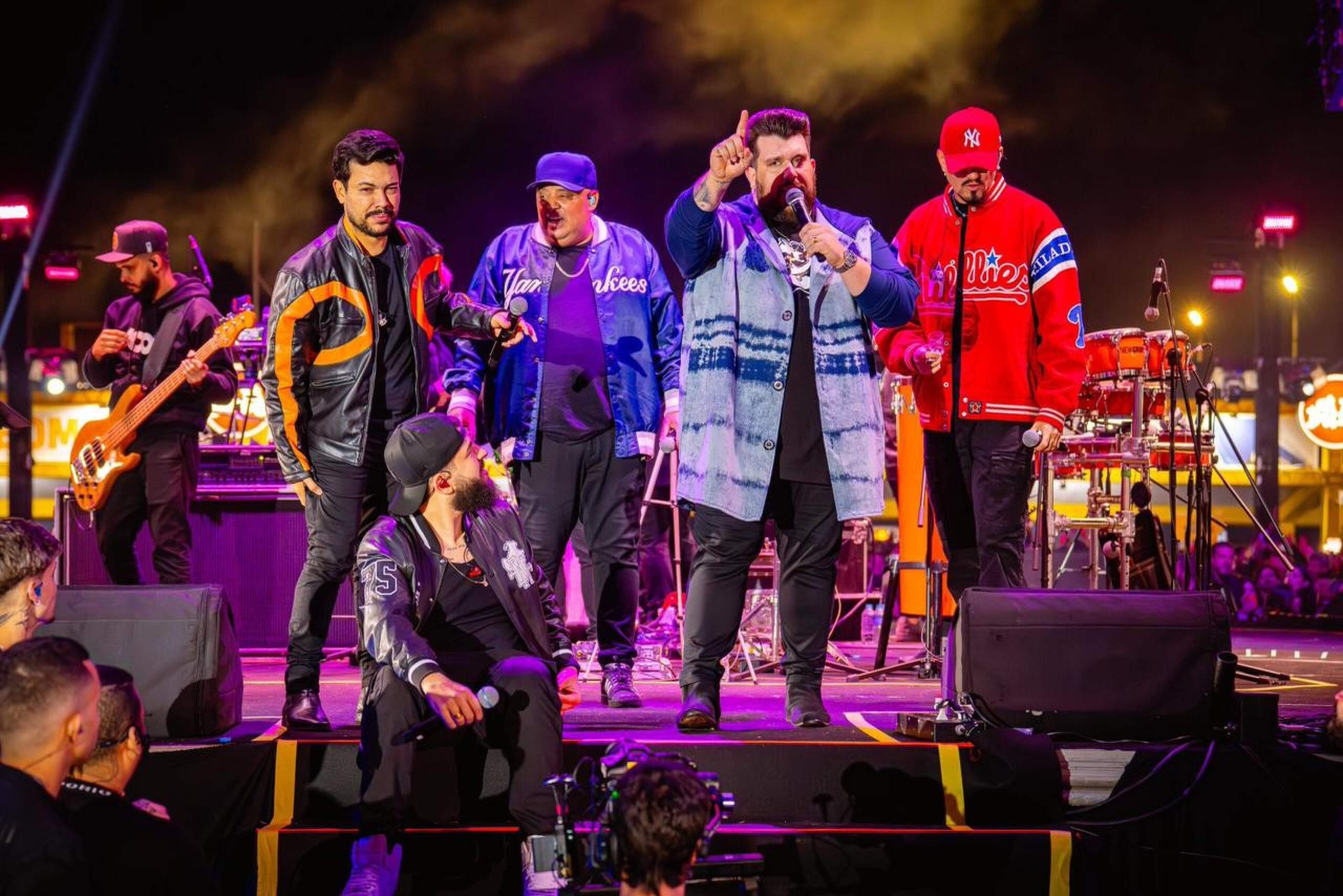 Festa do sertanejo ocupa o Mané Garrincha com Panda e ÍCaro e Gilmar