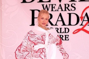 Malu Borges utilizou vestido assinado por estudante brasileira e evento de O diabo veste Prada
       -  (crédito: Getty Images via AFP)