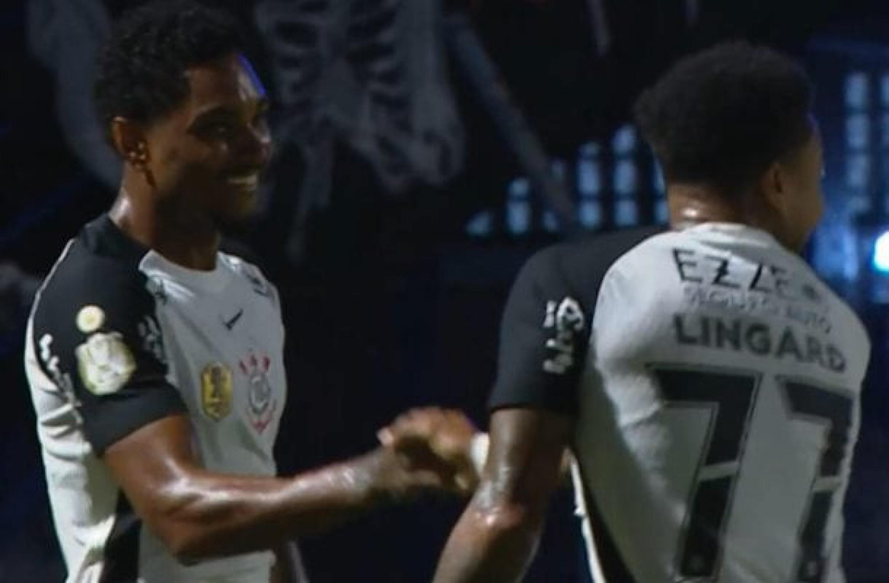 Lingard garante vitória do Corinthians contra o Barra-SC