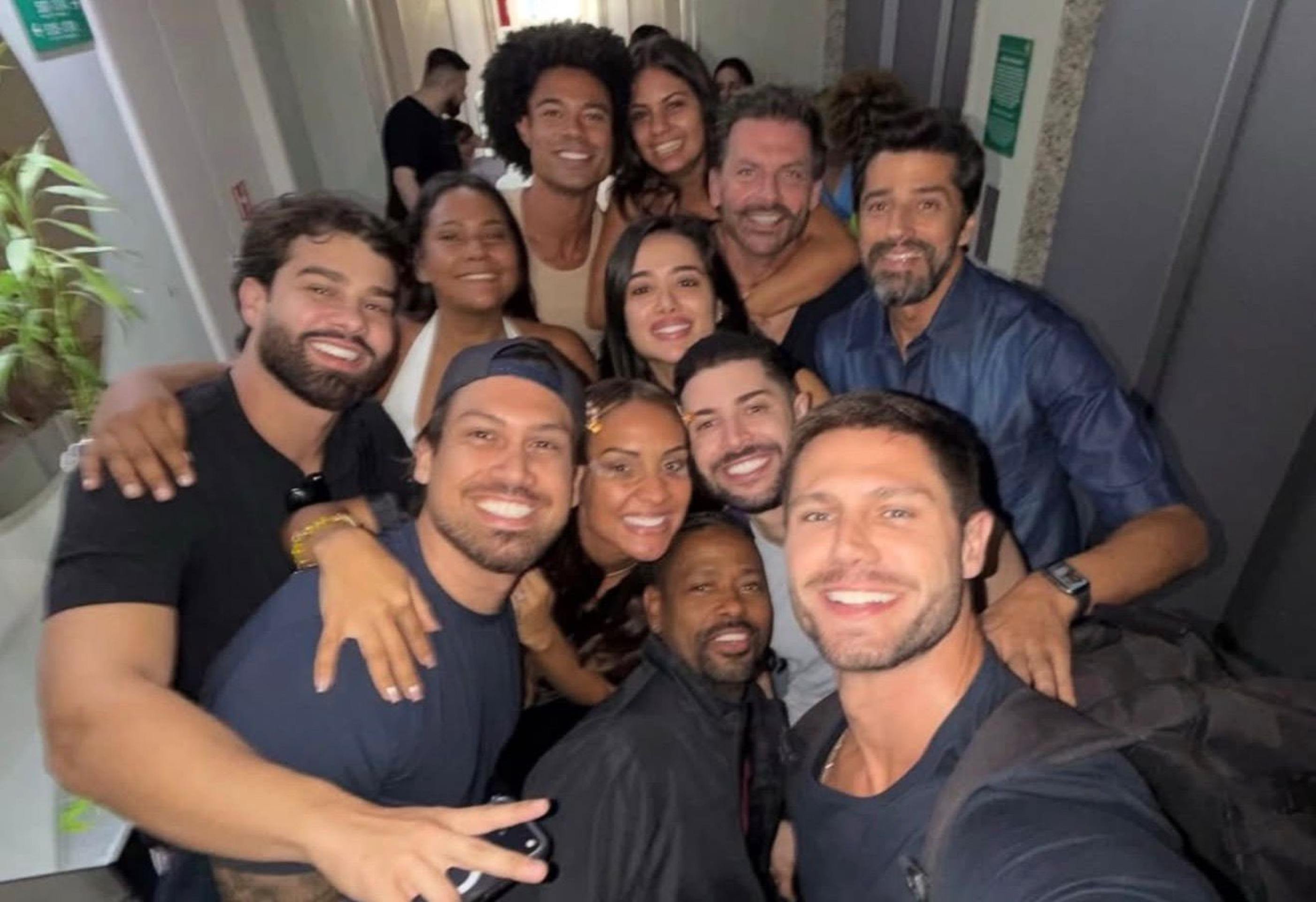 Todos os participantes do BBB 26 já estão em um hotel para a grande final, inclusive os eliminados