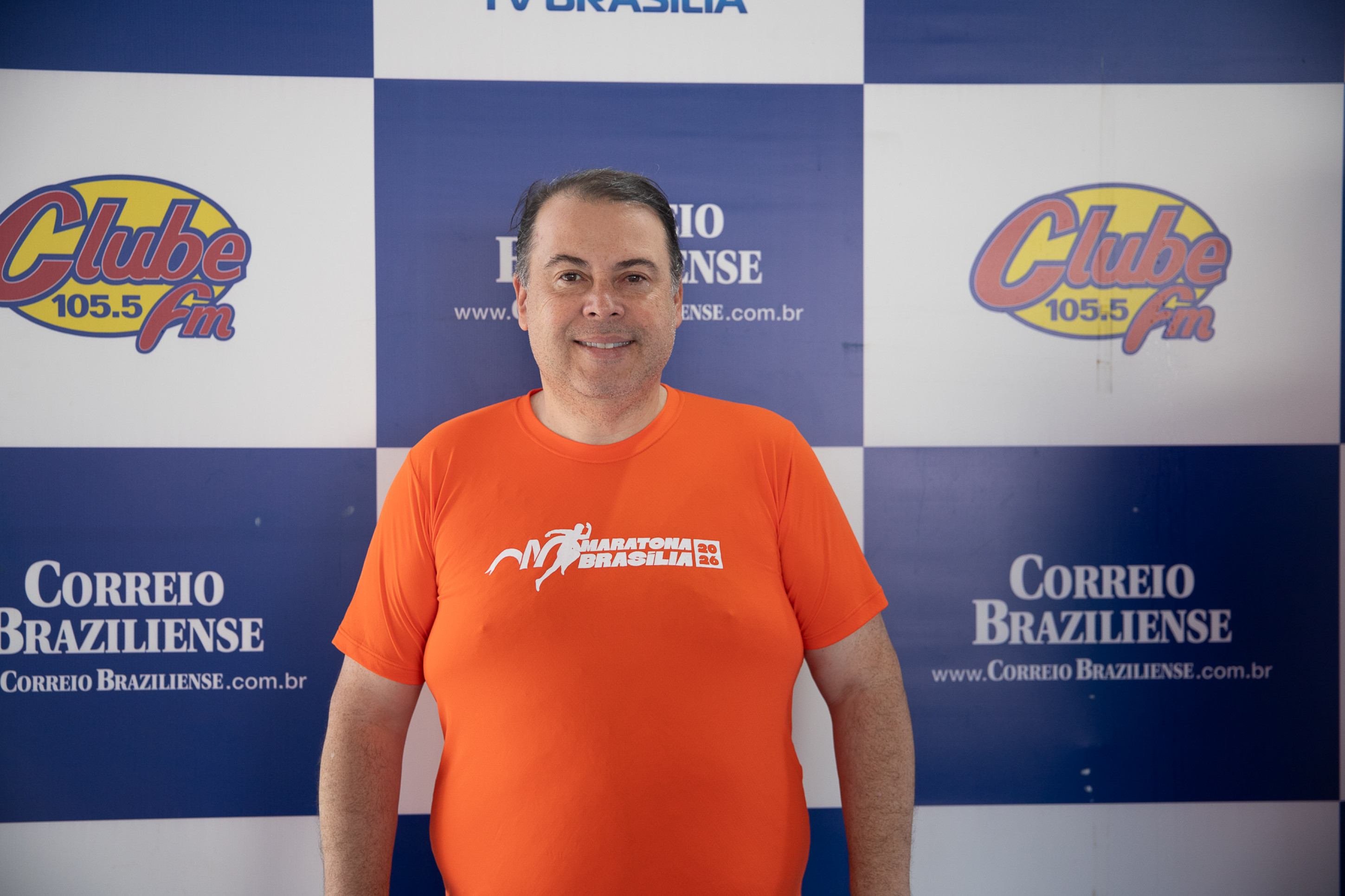  21.04.2026. Mariana Campos/CB/D.A Press. No anivers..rio da capital, brasilienses celebram praticando esporte ao ar livre na Maratona Bras..lia 2026. O deputado federal Julio Cesar     