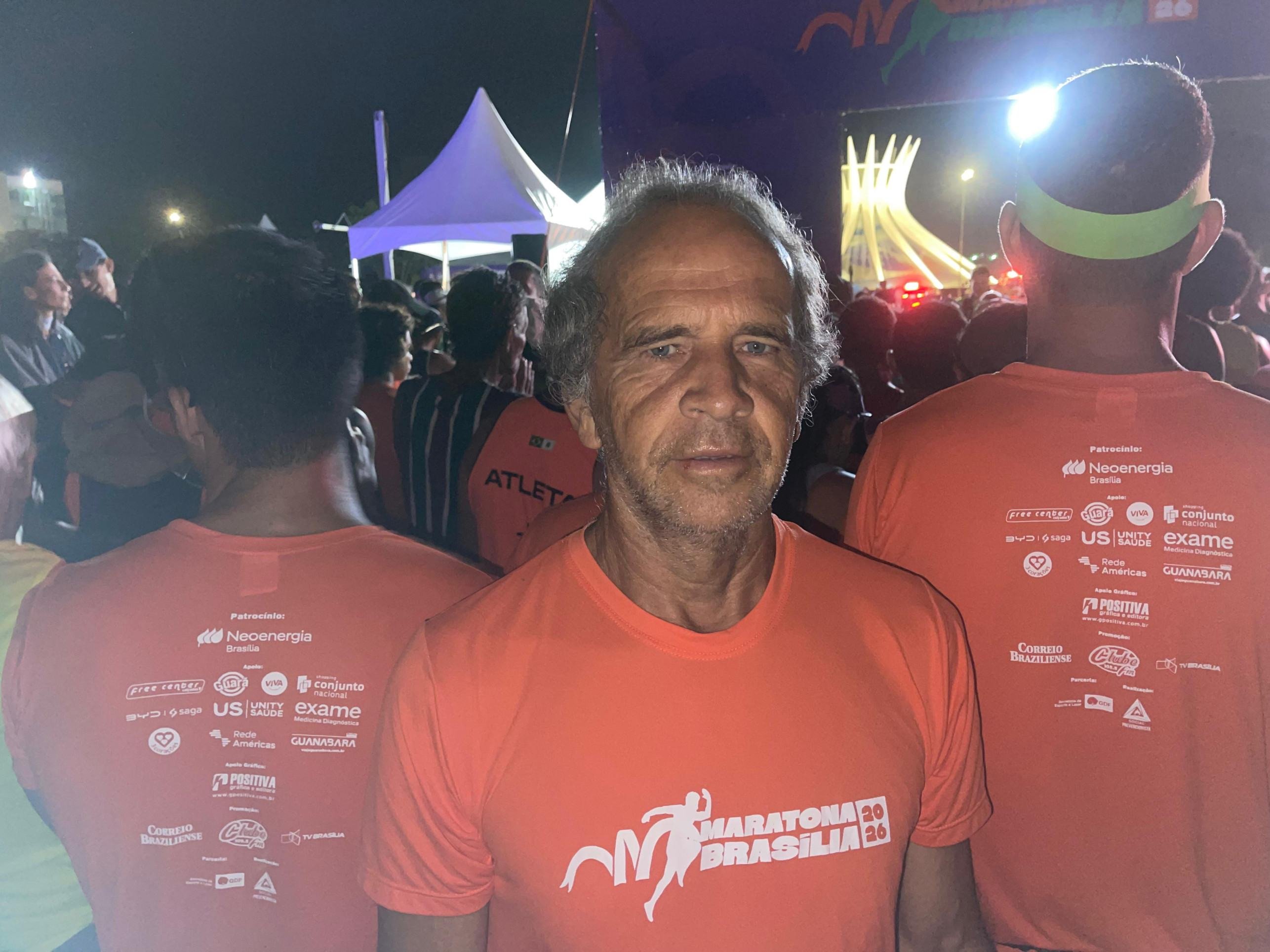 Lorisvaldo Brand&atilde;o correu 21km no dia anterior aos 42km da maratona