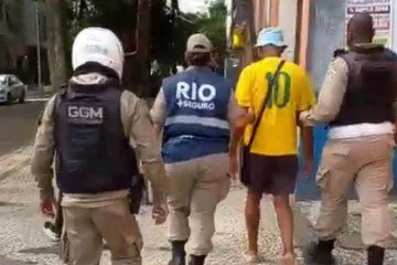 Clientes que presenciaram o ato de racismo acionaram a Guarda Municipal -  (crédito: Reprodução/Guarda Municipal)