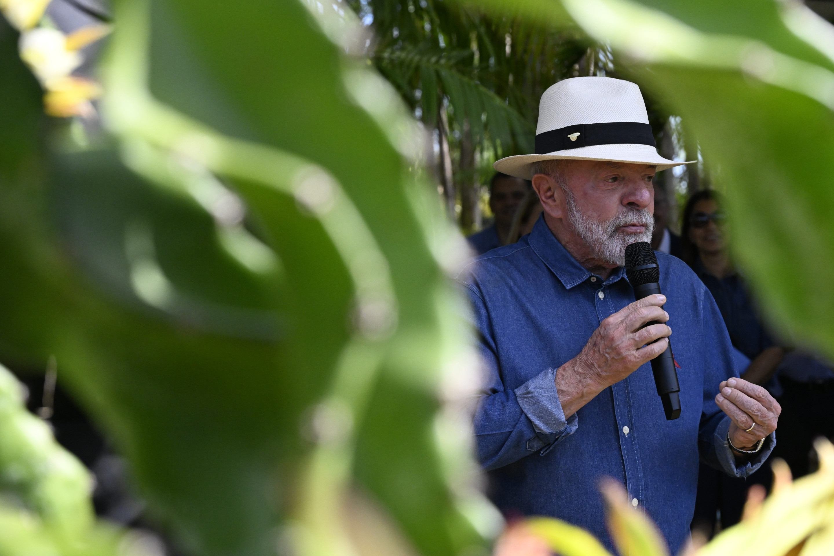 Lula convoca policiais que 