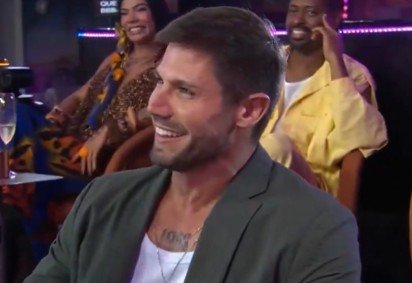 Jonas Sulzbach tem ataque de estrelismo exposto em festa final do 'BBB 26' -  (crédito: TV Globo) -Jonas Sulzbach tem ataque de estrelismo exposto em festa final do 'BBB 26' -  (crédito: TV Globo)