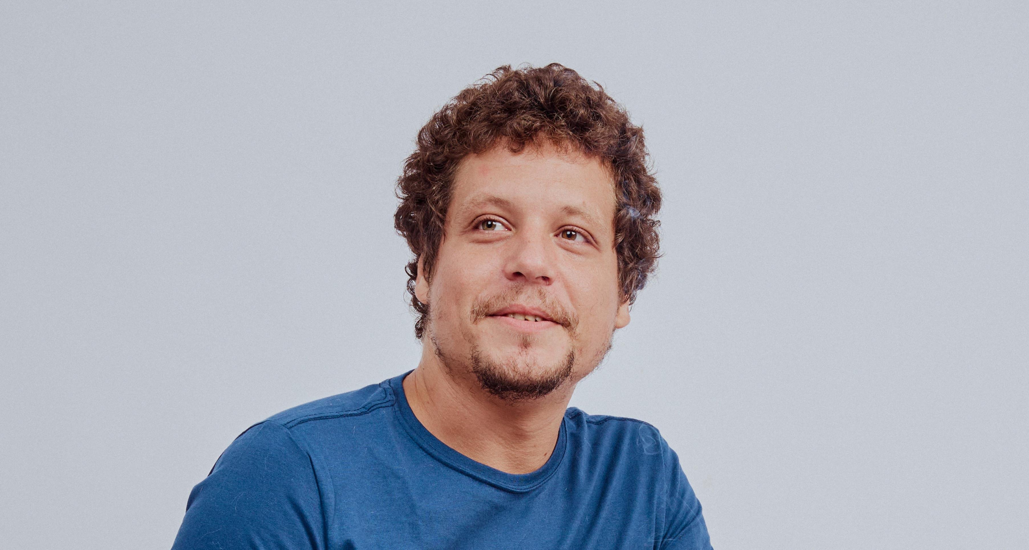 Chico Chico lança primeiro livro em Brasília nesta sexta (24/4)