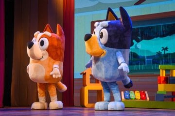 Show que acompanha personagens da série infantil 'Bluey' será apresentado no Teatro Unip -  (crédito: Divulgação)
