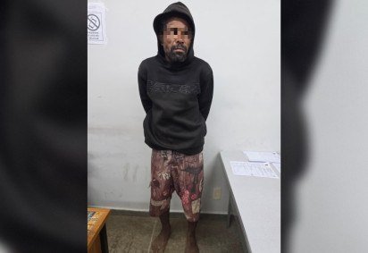 O suspeito possuía uma 