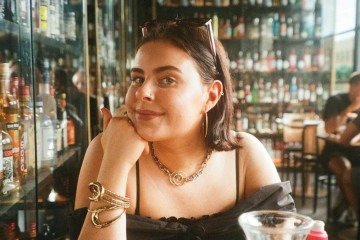 Abi usa a IA, mas conta que seus conselhos precisam ser analisados com cautela -  (crédito: Abi)