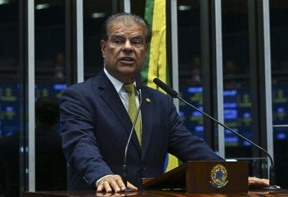 Nelsinho Trad (PSD-MS) é presidente da Comissão de Relações Exteriores do Senado Federal e apresentou um requerimento para declarar Paolo Zampolli 