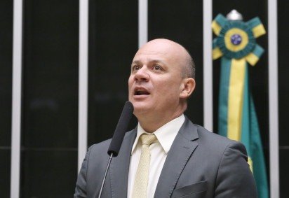 Cabo Gilberto (PL-PB) faz apelo a senadores contra indicação de Jorge Messias ao STF. -  (crédito: Foto: Kayo Magalhães / Câmara dos Deputados) -Cabo Gilberto (PL-PB) faz apelo a senadores contra indicação de Jorge Messias ao STF. -  (crédito: Foto: Kayo Magalhães / Câmara dos Deputados)