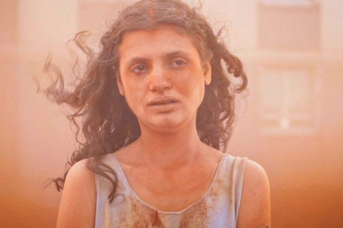  Julia Ducorneau, premiada em Cannes, comparece com o longa Alpha