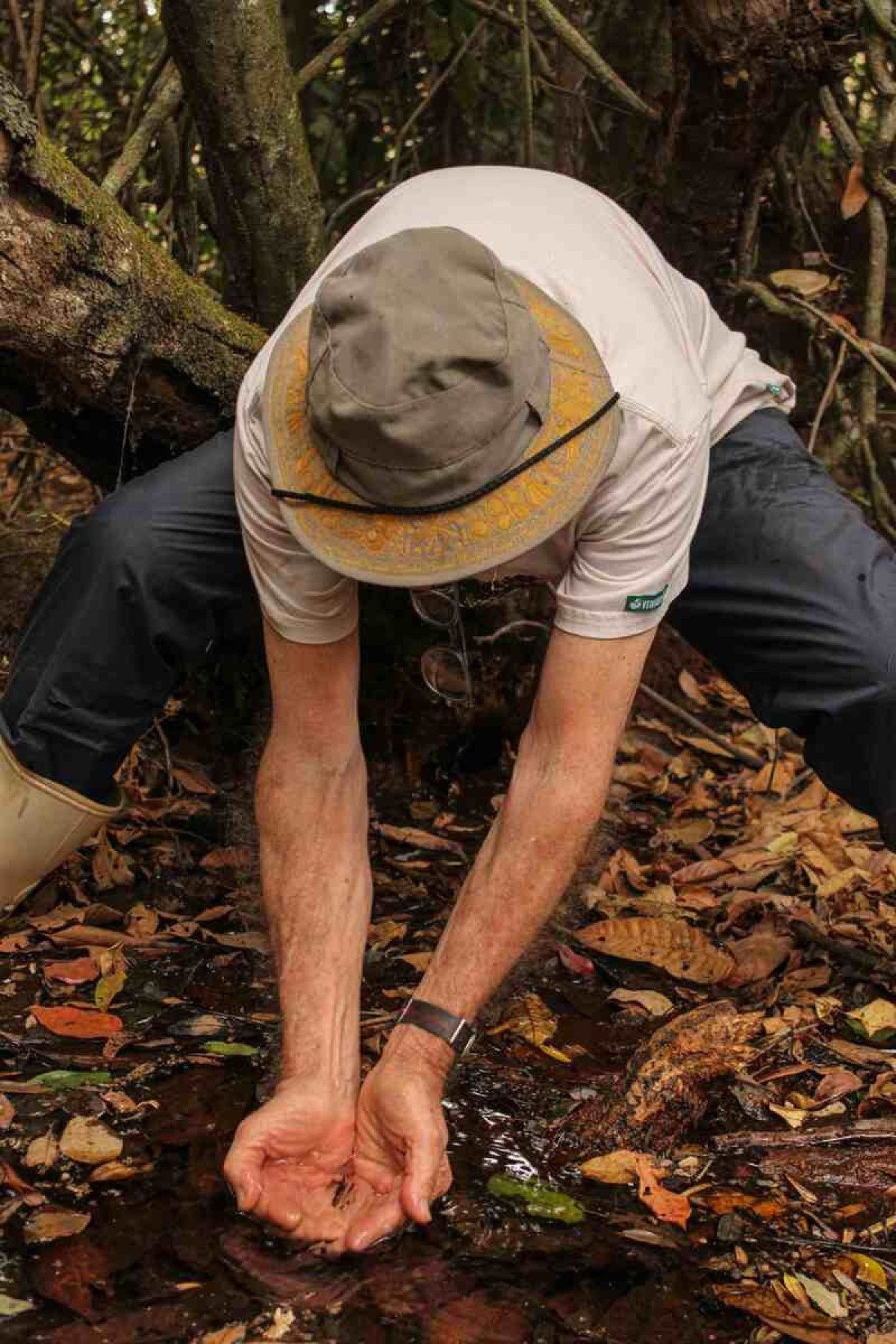 O fot&oacute;grafo Kayo Magalh&atilde;es fotografou o soci&oacute;logo e ambientalista Eug&ecirc;nio Giovenardi no S&iacute;tio das Neves, primeiro patrim&ocirc;nio natural perp&eacute;tuo do DF