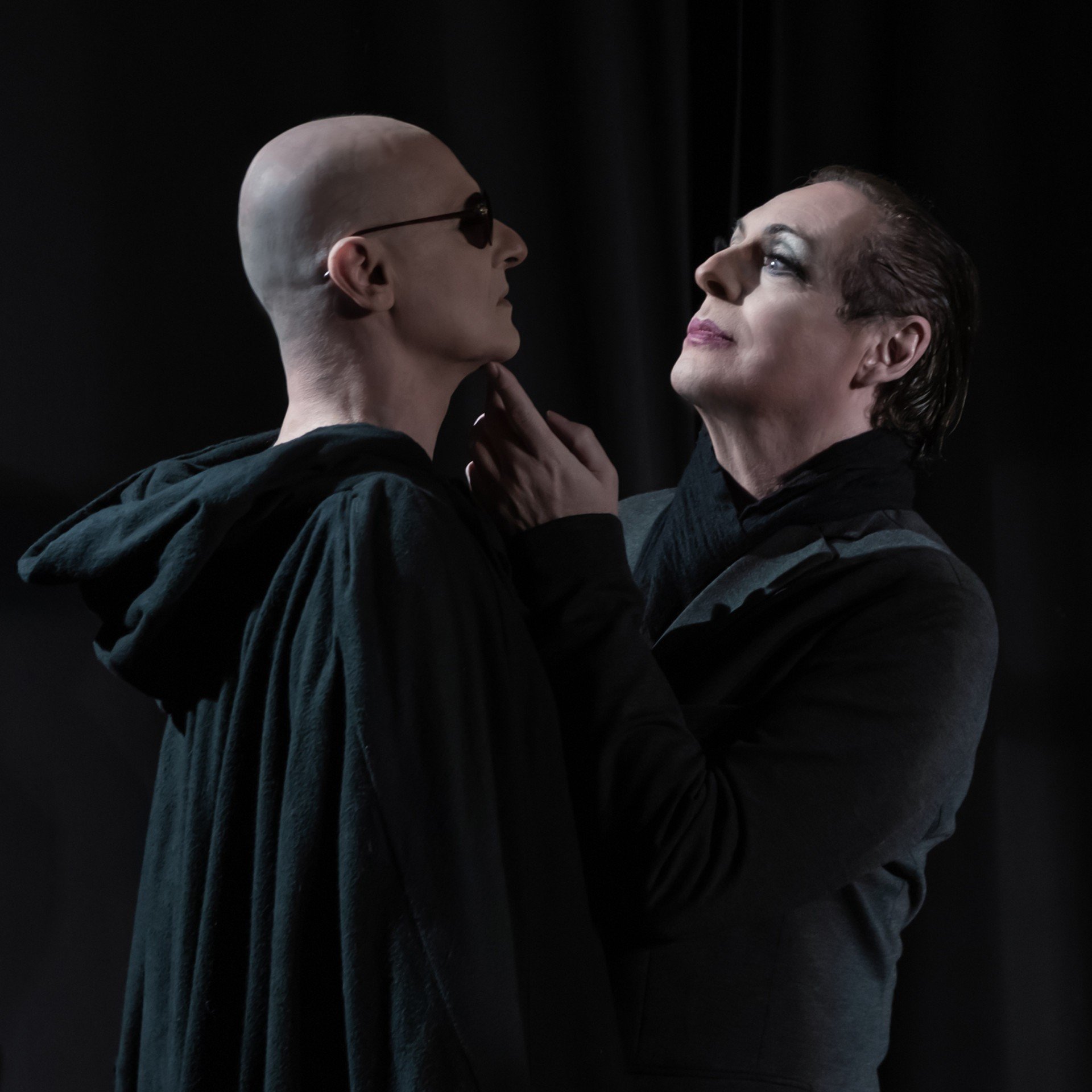 Espet&aacute;culo "Olhares de Perfil (O Mito Greta Garbo)" est&aacute; em cartaz h&aacute; 40 anos