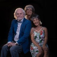 Os avós dos diretores inspiraram a dramaturgia que traz ao palco personagens de uma casa de retiro -  (crédito:  ARTHUR FELIPE)