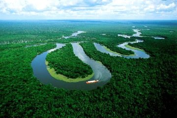 Estudo mostrou que fenômenos meteorológicos de grande escala em determinadas regiões, modificam o fluxo de chuvas ao longo da faixa tropical -  (crédito: Claudia Torres - Flickr)