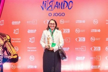  A professora Janete dos Santos fez ocurso de introdução à educação financeira oferecido pelo IBS -  (crédito: Arquivo pessoal)