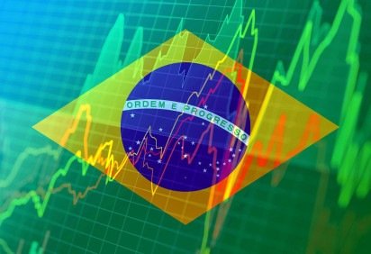 Preços do combustível subiram mais de 30% desde o final de fevereiro, antes do início da guerra -  (crédito: Saulo Dias/NurPhoto via Getty Images) -Preços do combustível subiram mais de 30% desde o final de fevereiro, antes do início da guerra -  (crédito: Saulo Dias/NurPhoto via Getty Images)