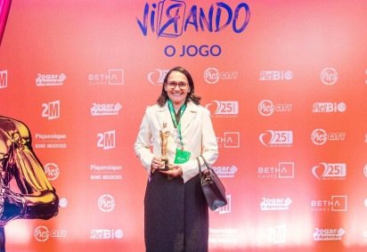  A professora Janete dos Santos fez ocurso de introdução à educação financeira oferecido pelo IBS -  (crédito: Arquivo pessoal)