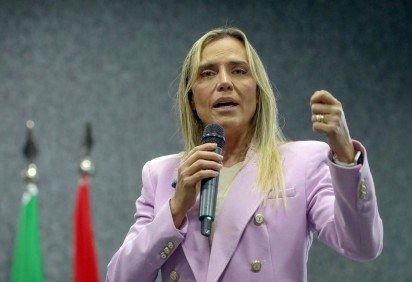 Celina Leão afirmou que está otimista quanto ao aval do Ministério da Fazenda ao empréstimo solicitado com o FGC para salvar o BRB -  (crédito: Lucio Bernardo Jr.) -Celina Leão afirmou que está otimista quanto ao aval do Ministério da Fazenda ao empréstimo solicitado com o FGC para salvar o BRB -  (crédito: Lucio Bernardo Jr.)