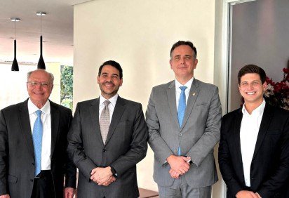 Messias participou de almoço com Alckmin, Pacheco e João Campos -  (crédito: PSB 40/Divulgação) -Messias participou de almoço com Alckmin, Pacheco e João Campos -  (crédito: PSB 40/Divulgação)