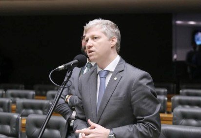 Van Hattem diz ser alvo de perseguição após intimação do STF por discurso na Câmara -  (crédito: Kayo Magalhães / Câmara dos Deputados) -Van Hattem diz ser alvo de perseguição após intimação do STF por discurso na Câmara -  (crédito: Kayo Magalhães / Câmara dos Deputados)
