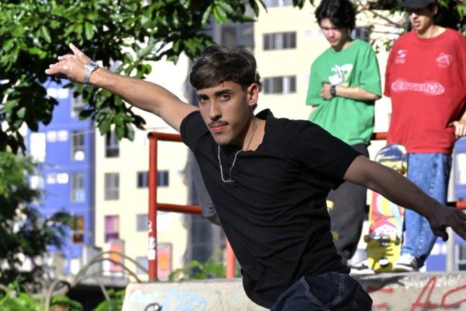 Augusto Elpidio frequenta quase diariamente a pista de skate para se divertir e ensinar outras pessoas
