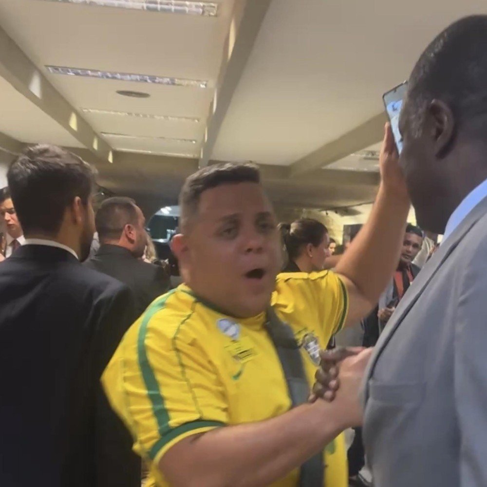 Senado vira palco de festa bolsonarista após derrota de Jorge Messias