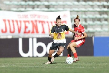 Cresspom é eliminado da Copa do Brasil pelo Juventude sob forte calor e seca na tarde do Gama -  (crédito:  Diogo Carvalho)