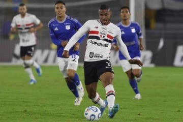 André Silva não marca um gol há mais de 10 meses -  (crédito: Foto: Rubens Chiri / São Paulo)